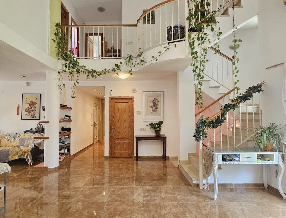 Property 2520 - Image 11